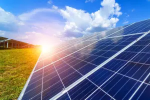 انرژی خورشیدی پاک و سازگار با محیط زیست